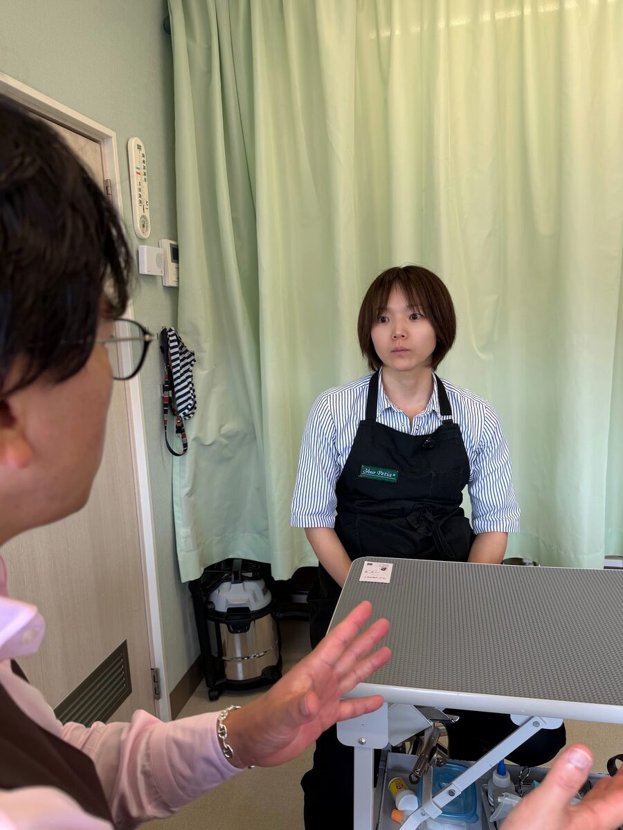 ユアペティア三鷹店 インタビューの様子
